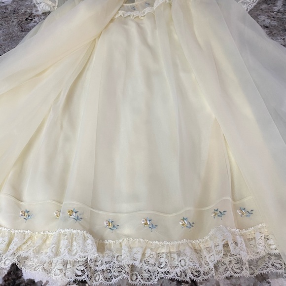 Youth Vintage Nightgown and Robe - Picture 5 of 6